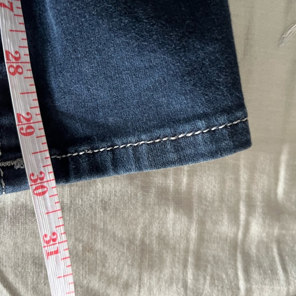 Miss Me mid-rise easy skinny - Picture 10 of 11